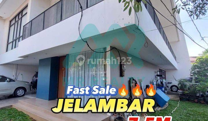 ** Rumah di Jelambar 3 Lantai Bagus ada lift fish pond** 1