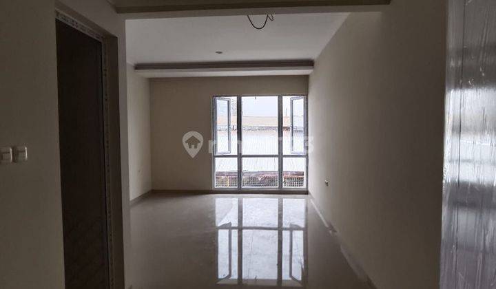 ** Rumah Baru Di Duri Kepa 2.5 Lantai Row Jalan 2 Mobil** 2