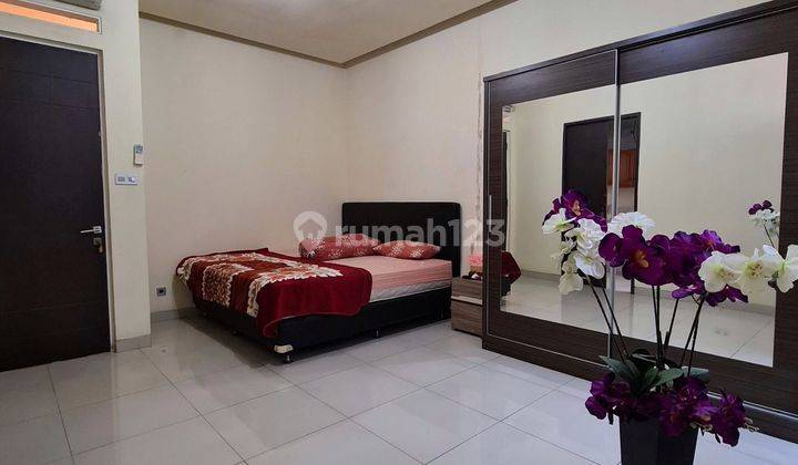 ** Rumah 2.5 Lantai di Duri Kepa Bagus Row Jalan 2 Mobil** 2