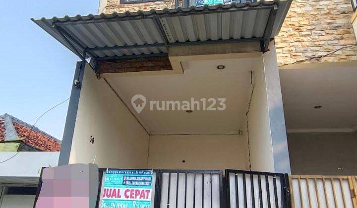 **rumah 3 Lantai Di Cengkareng Sudah Renovasi** 1