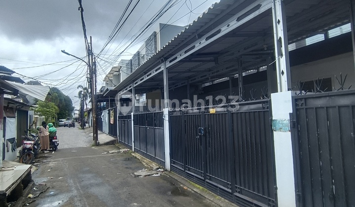 Ready-to-Occupy 1.5-Story House in Duri Kepa, West Jakarta 2