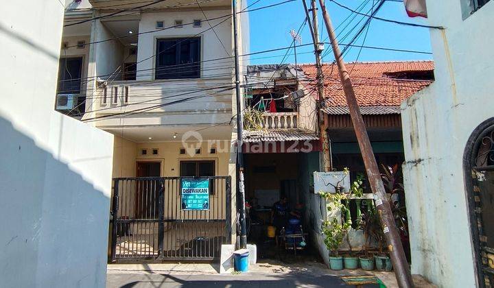 **rumah 3 Lantai Sudah Renovasi Di Tanjung Duren** 2