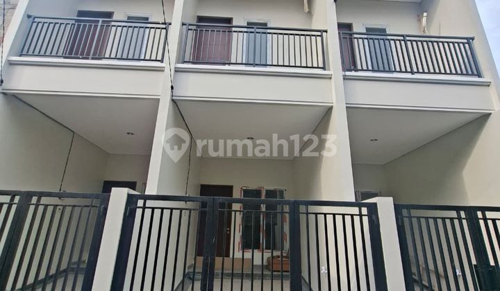 New Simple Minimalist 3-Story House in Duri Kepa