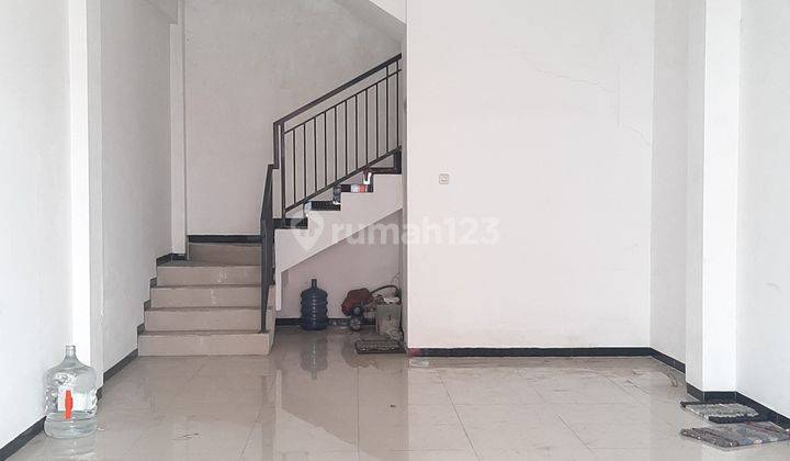 Ruko Raya Semampir Semolowaru Strategis dekat Merr 2