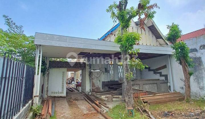 Bangunan Usaha di Jalan Tumapel dekat Raya Darmo Lokasi Prime 1