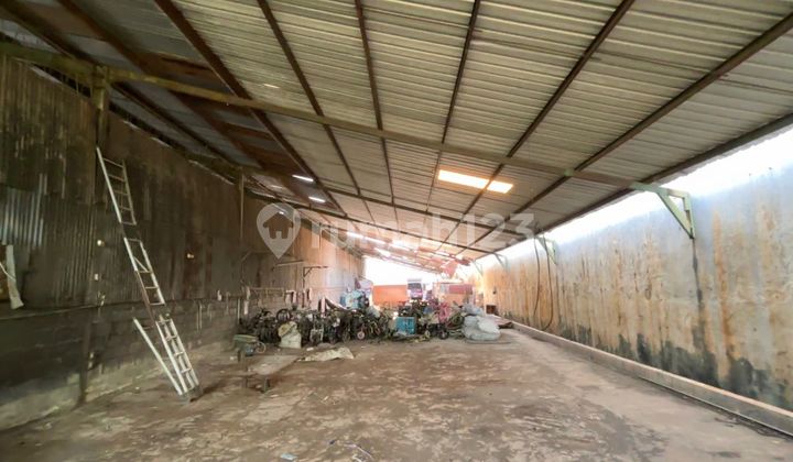 Warehouse for Rent in Buntaran Near Margomulyo Manukan Warehouse for Rent in Buntaran Near Margomulyo Manukan