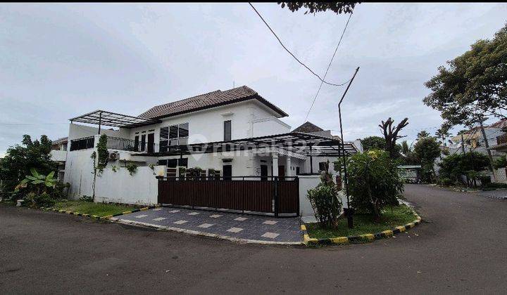 Rumah Asri Hoek Strategis Di Pamulang Tangsel 1