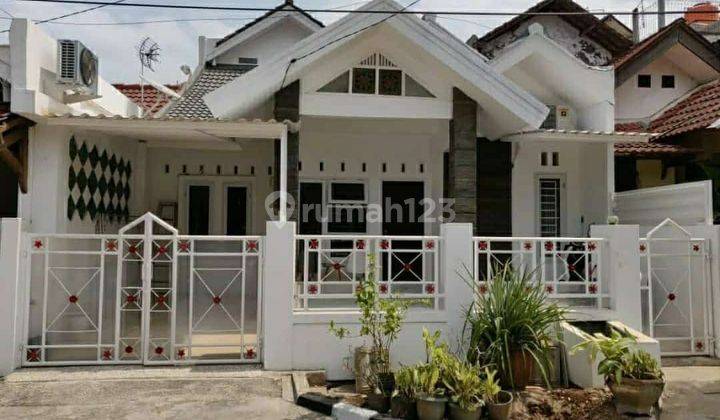 Rumah Nyaman Asri Di Pusat Kota Pamulang Tangsel 1