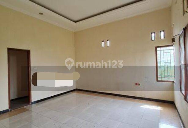 Rumah mewah besar di Grogol Solobaru 2