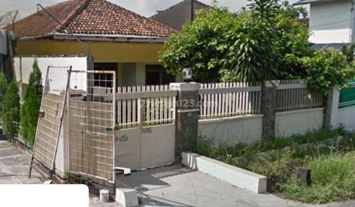 Rumah Kuno bagus di Tengah Solp Rumah 1