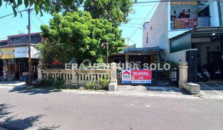 Rumah Strategis Sumber Solo 1