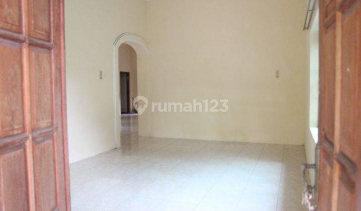 Rumah Cocok Untuk Mess / Kantor Tengah Kota Solo 2