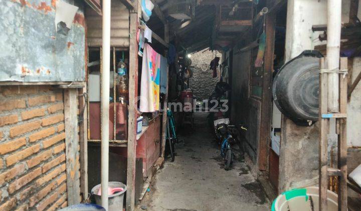 Rumah Lama Hitung Tanah Strategis Jebres Solo 2