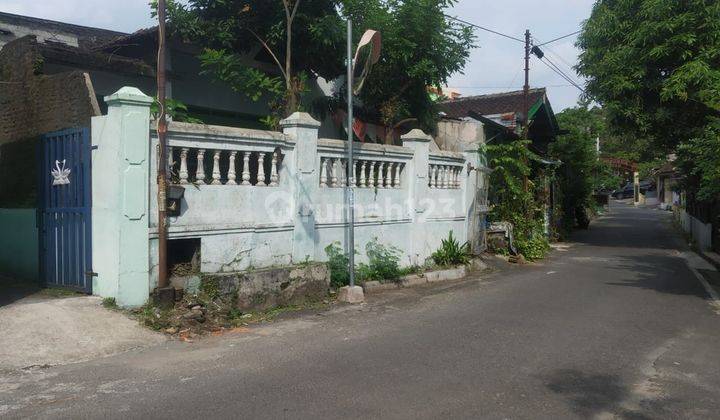 Rumah Shm Di Jebres, Solo  1