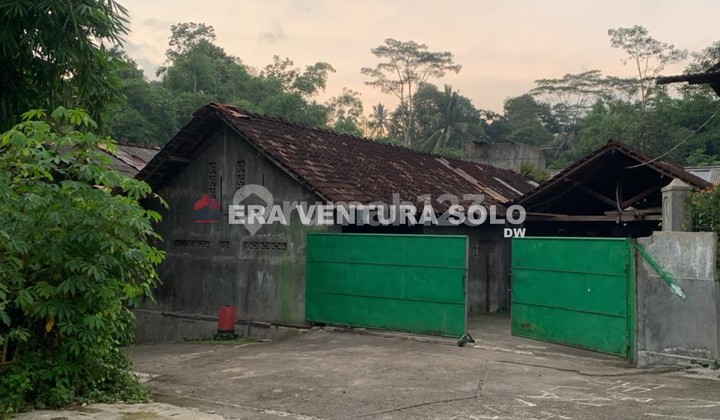 Ruang Usaha Strategis Cocok untuk Kandang Sapi Ruang Usaha Strategis Cocok untuk Kandang Sapi