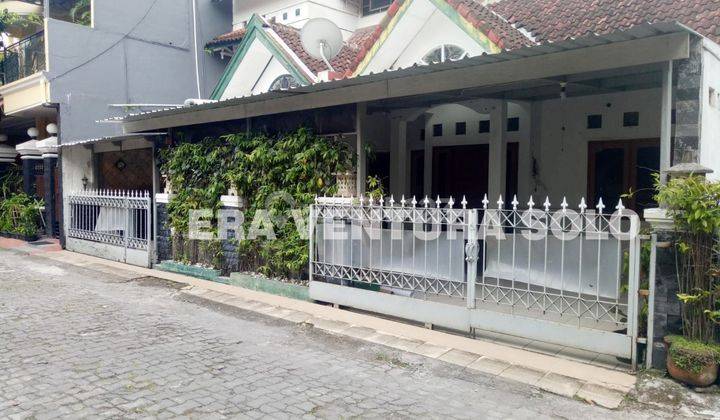 Rumah Bagus Furnished SHM di Baki, Sukoharjo 1