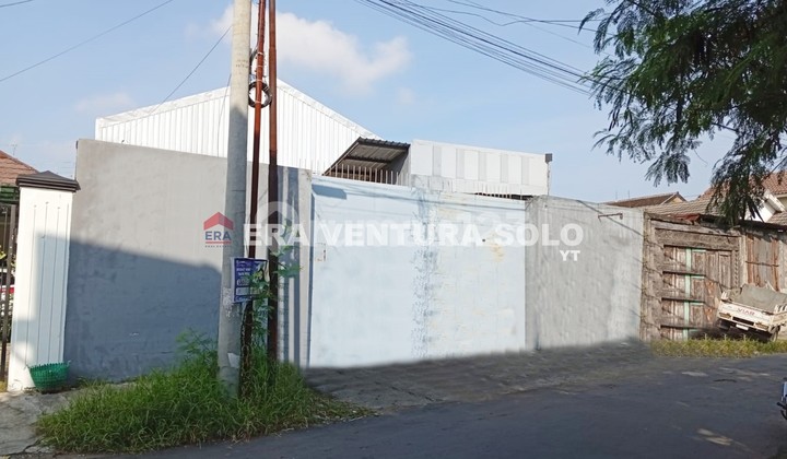 Gudang Strategis Siap Pakai Cemani