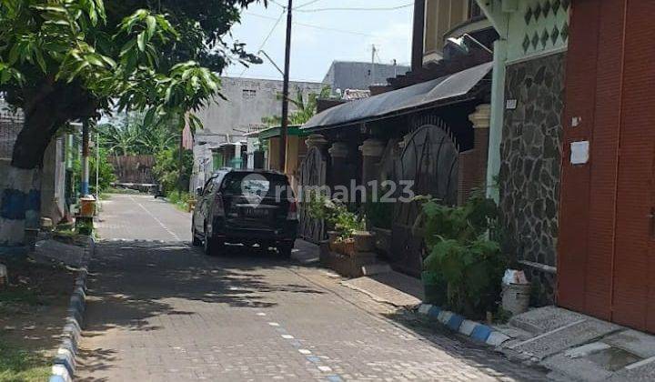 Rumah Strategis Kawasan Perumahan Solo Baru 2