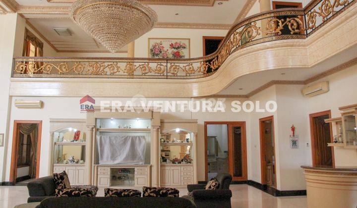 Rumah Mewah Kawasan Elite Solobaru 2