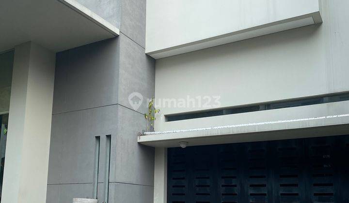 Cilandak bawah,Rumah Bagus Sekali,Tingkat,Kolam Renang Semi Furnished 1