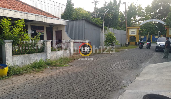 Dijual Tanah Luas 325 M2, Dekat dengan Ariloka 2