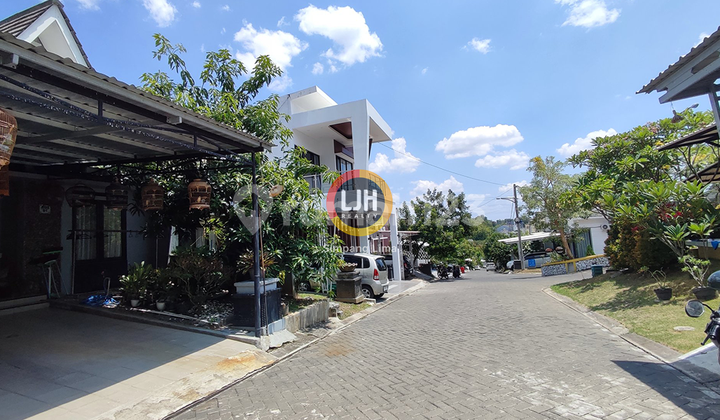 For Sale Strategic House in Tembalang, Suitable for Residence 2