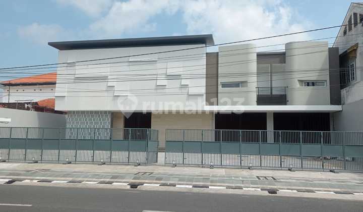 For rent, a special shop house in Blora 2