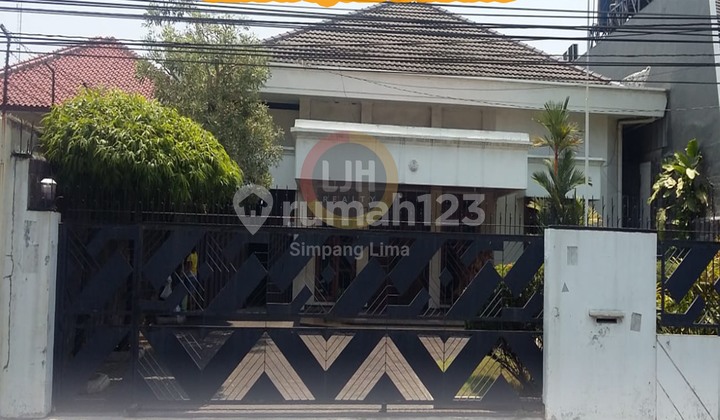 Dijual rumah istimewa di Tanjung  1