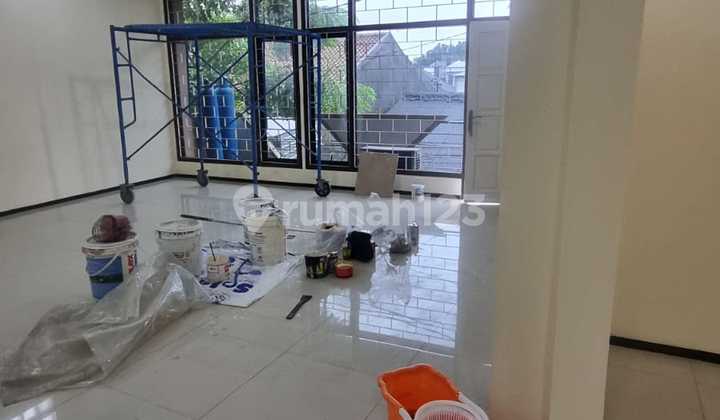 For rent special shop house at MT Haryono 2