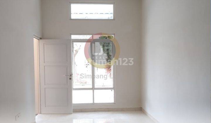Rumah Siap Huni di Graha Padma 1