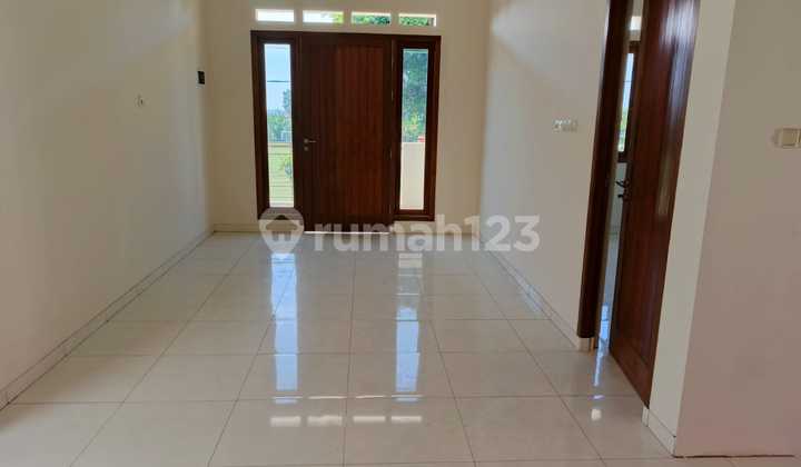 Rumah Mewah Murah di Banyumanik Semarang  2