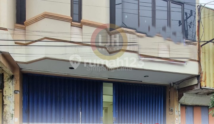 For rent special shop house at MT Haryono 1