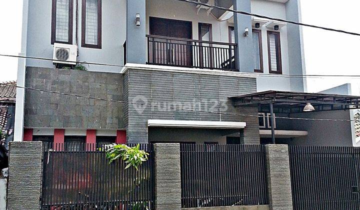 Rumah Siap Huni Dan Strategis Di Area Panakkukang 2