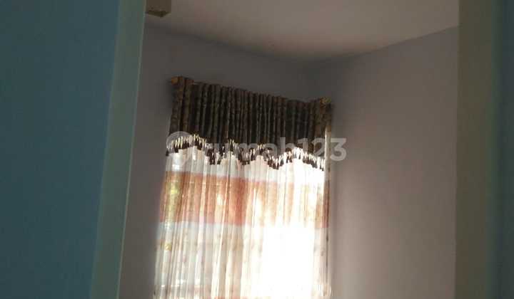Rumah dua lantai Bukit Baruga  8