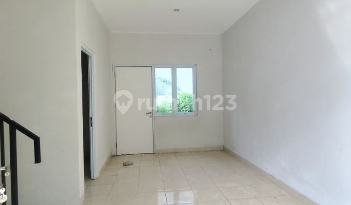 Cheap Two-Story House in Btp Makassar 2