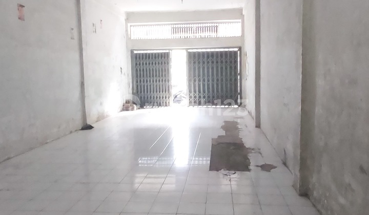 Ruko 3 lantai dekat area perkantoran5 3