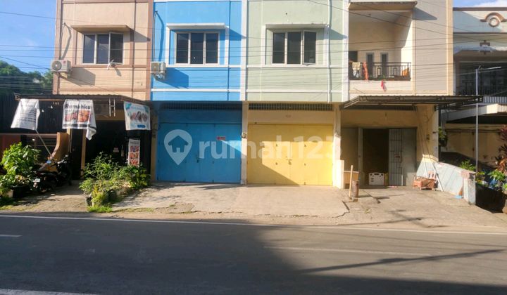 Cheap Inner City Shop House for Rent Near Veteran Delatan 1