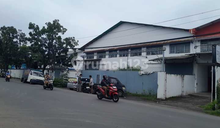 Gudang Dekat Pelabuhan/Galangan Kapal Tallo Makassar