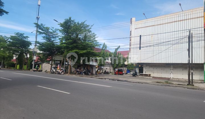 For Rent Shop House at Jl. Ratulangi Corner of Onta Lama, Makassar
