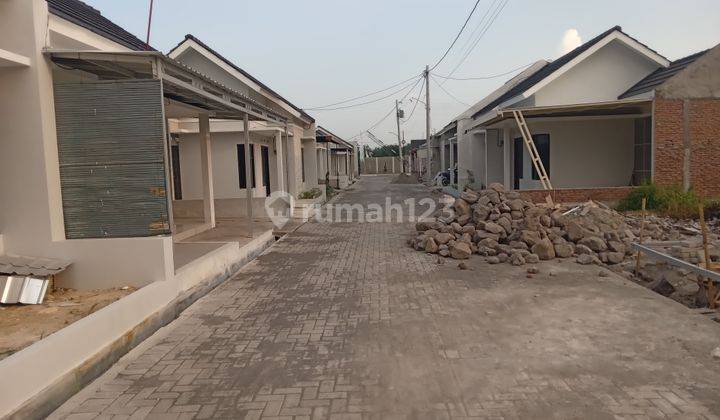 Rumah Baru ,Minimalis di Gentan 7