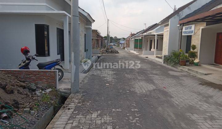 Rumah Baru ,Minimalis di Gentan 8