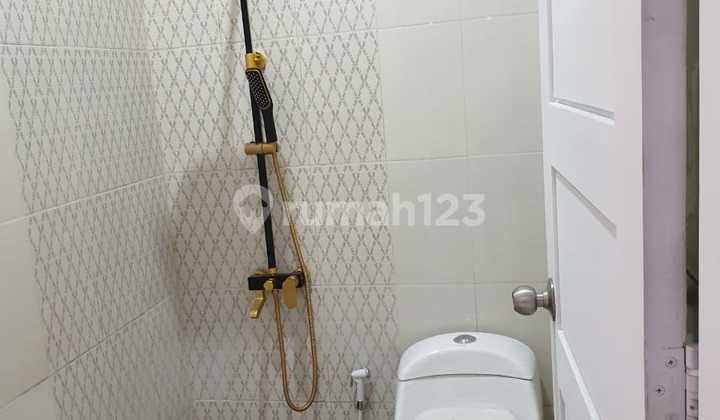 Rumah bagus di kawasan elite Fajar Indah  12