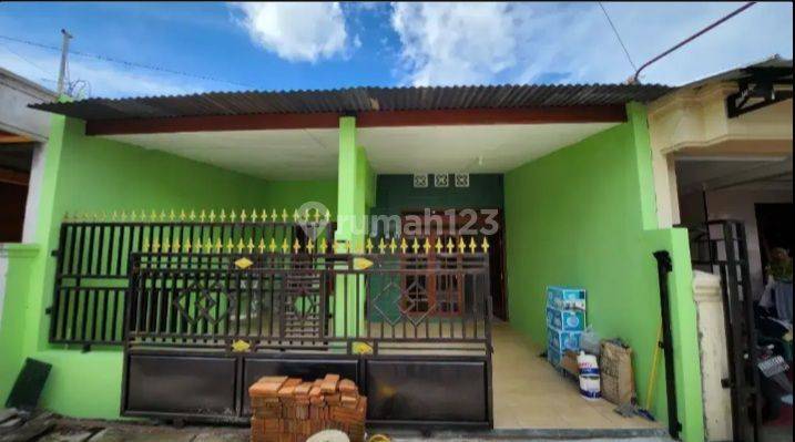 Rumah minimalis ,siap huni ,trategis dan murah 1