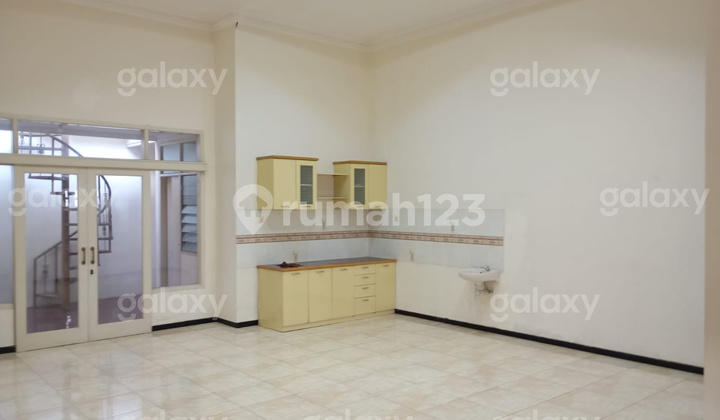 Nice 3-Bedroom House Ready to Occupy Araya Pakis Malang GMK03646 2