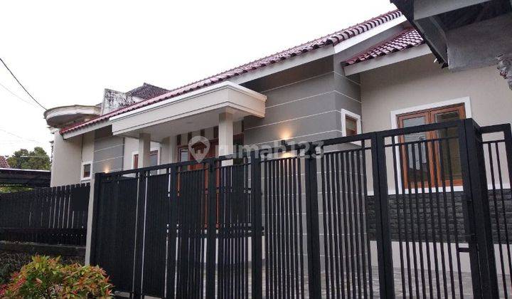 Rumah Baru 4 kamar di Daerah Celaket, Klojen, Malang GMK01169 1