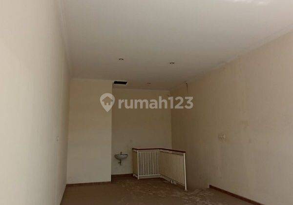 Ruko 2 Lantai Strategis Di Jalan Raden Patah Pasuruan GMK01201 3