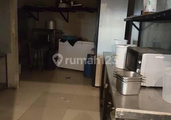 Ruko Strategis 3 Lantai Disewakan di Sumbersari Malang Gmk01000 6