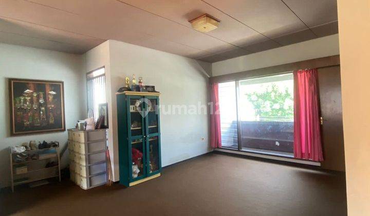 Rumah Mewah di Dekat Apartemen Malang City Point Malang Gmk01768 2