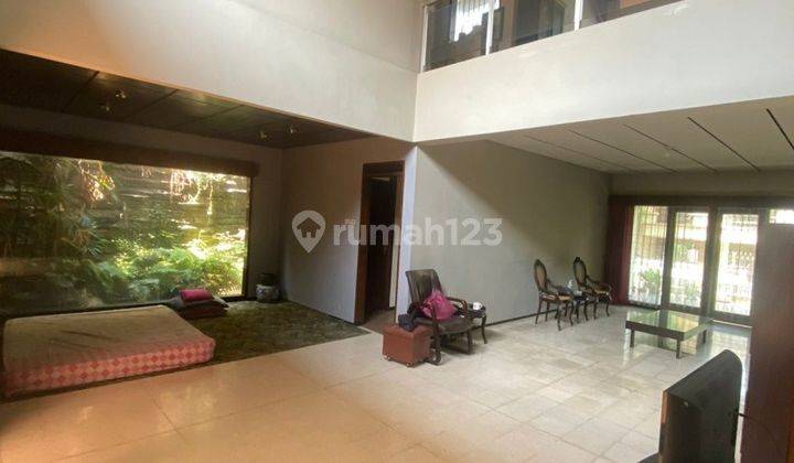 Rumah Mewah di Dekat Apartemen Malang City Point Malang Gmk01768 5