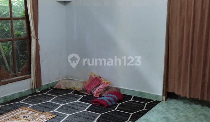 Rumah Berhalaman Luas di Desa Banyupoh, Buleleng, Bali Gmk01848 4